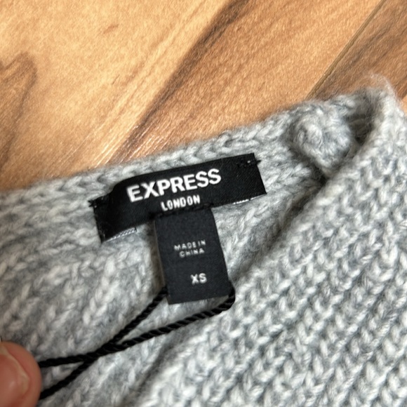 NWT Express 2% wool sweater - Picture 4 of 5